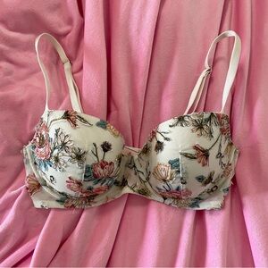 Victoria's Secret Dream Angels Lined Demi Bra White Garden Floral Mesh 32 D